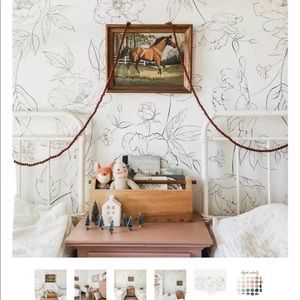 Livettes Wallpaper Delicate Floral Design